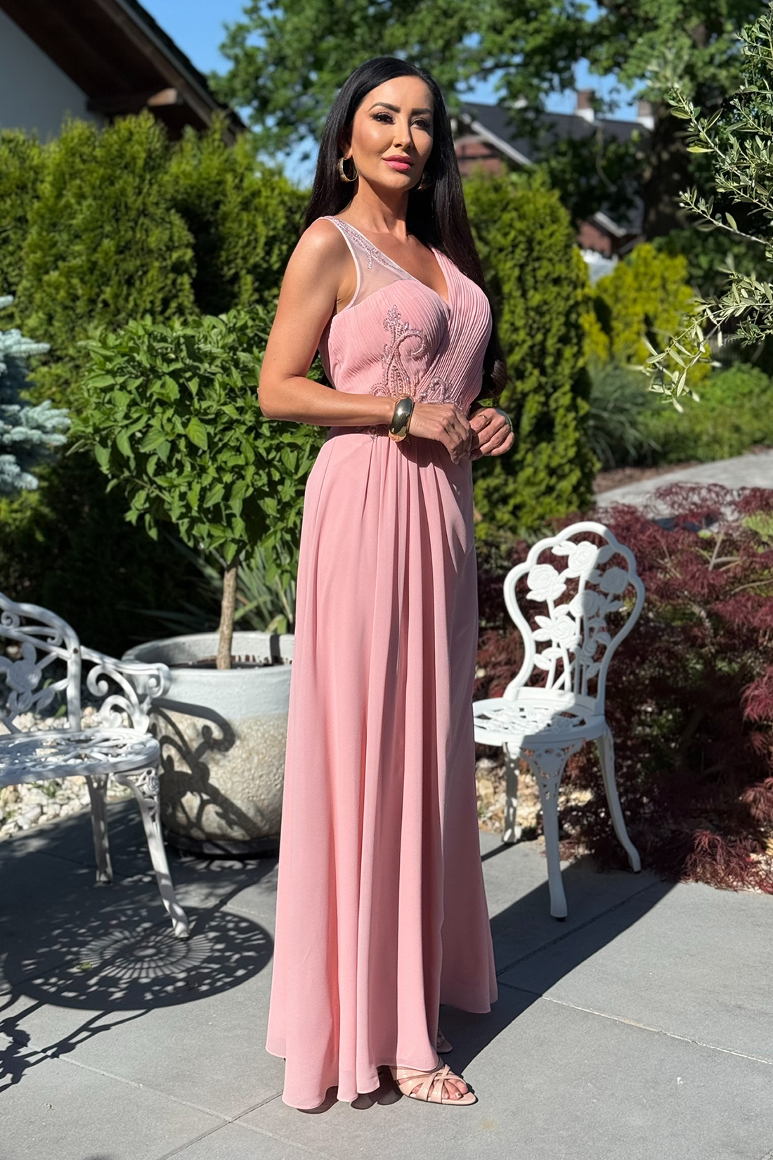 BH5391 - pudrowy róż sukienka maxi plus size zdobiona aplikacją - obrazek 3