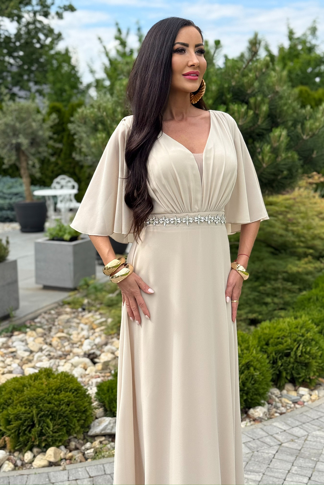 BH564 - beżowa sukienka maxi plus size z kryształami - obrazek 3