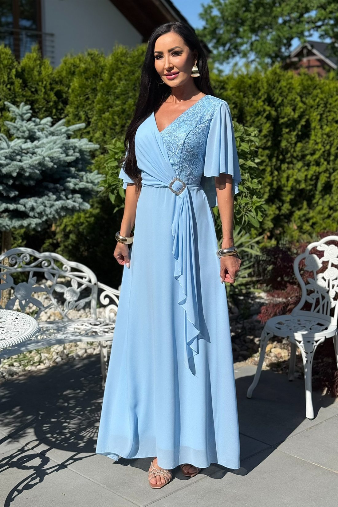 BH661 - błękitna sukienka maxi z gipiurą plus size