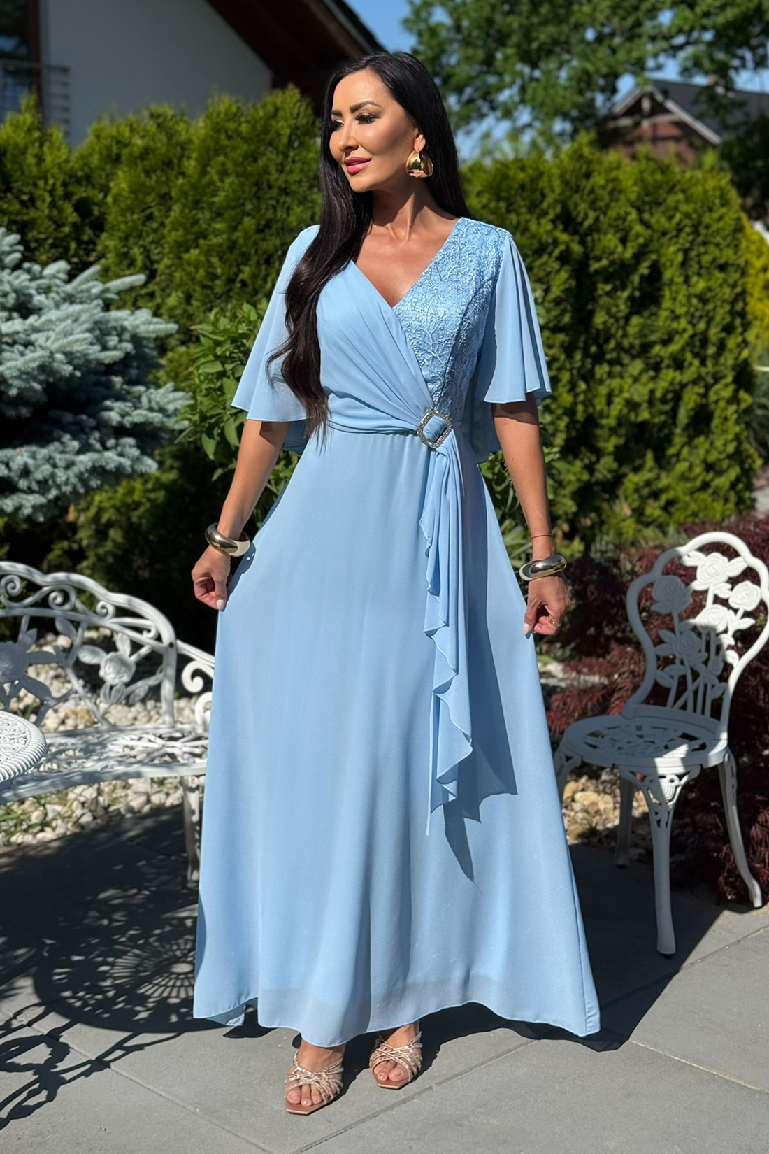 BH661 - błękitna sukienka maxi z gipiurą plus size - obrazek 4